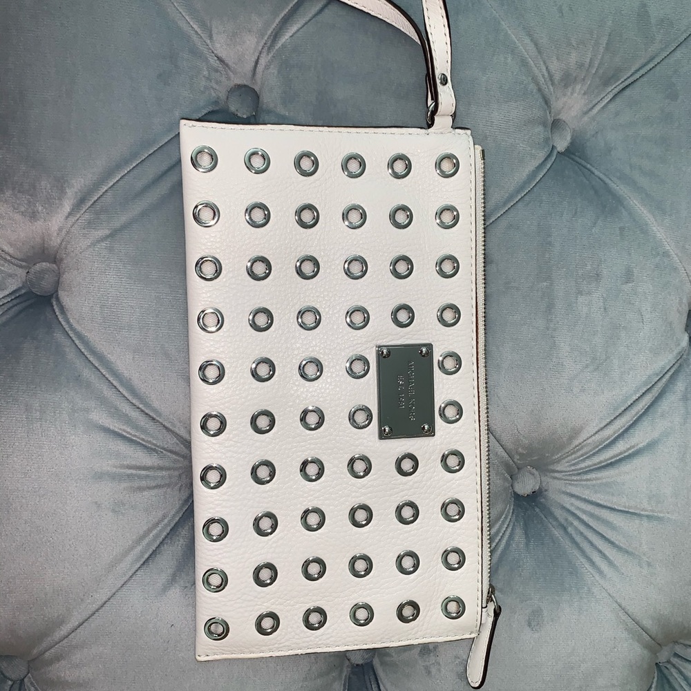 🍁MK NWOT🍁stylish wristlet 🍁never used 🍁